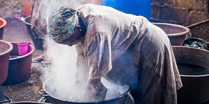 Как перекрасить ткань для костюма дома: хлопок, полиэстер и бифлекс — чем красить и при какой температуре