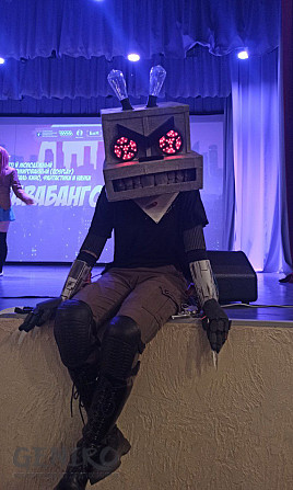Заяц робот из "Ну погоди!" Косплей <i class='fa fa-truck' aria-hidden='true'></i>Пересыл, г.Петропавловск-Камчатский