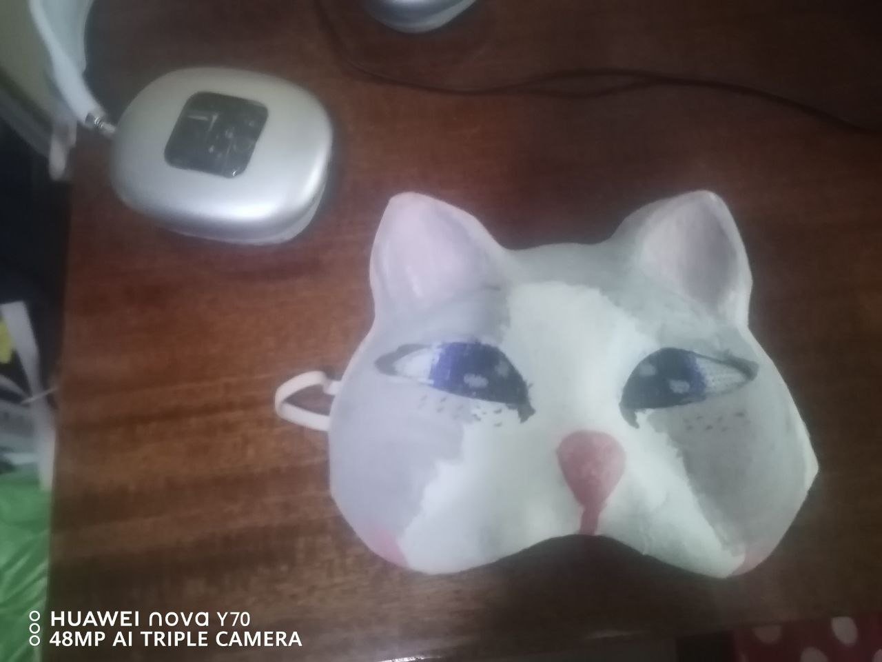 Маски из меха и сложных рисунков г.Котлас