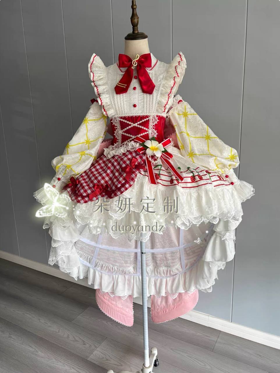 Косплей Strawberry Miku (самошив) <i class='fa fa-truck' aria-hidden='true'></i>Доставка из г.Москва