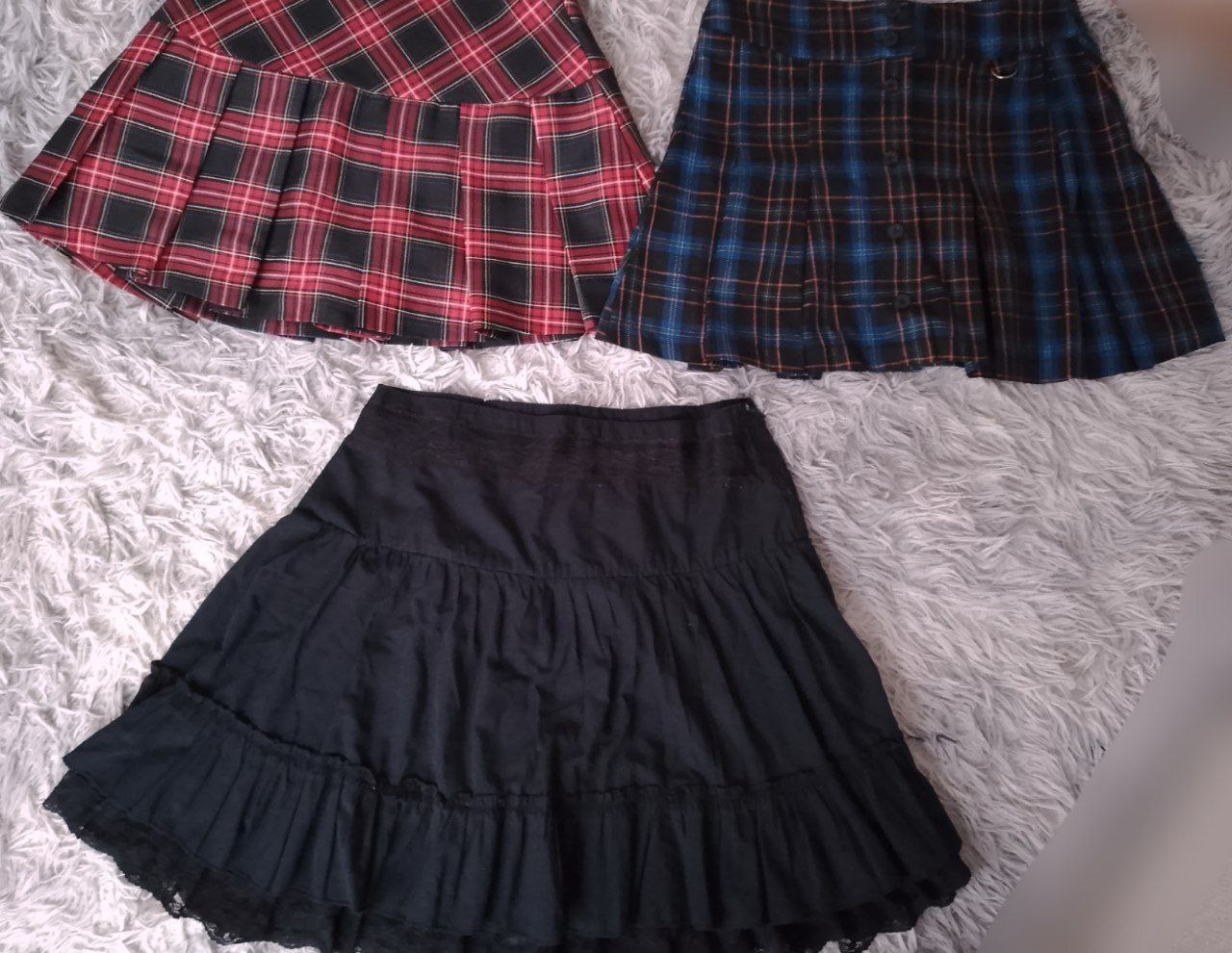 Bershka красная юбка в клетку с шортами <i class='fa fa-truck' aria-hidden='true'></i>Доставка из г.Москва